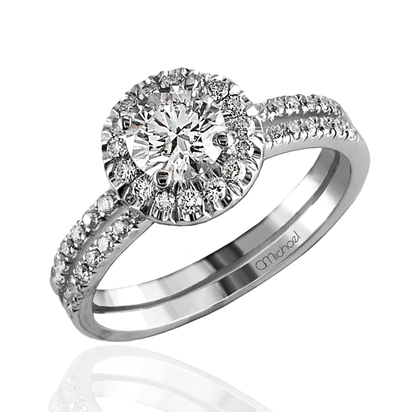 Bague incrustee de diamants
